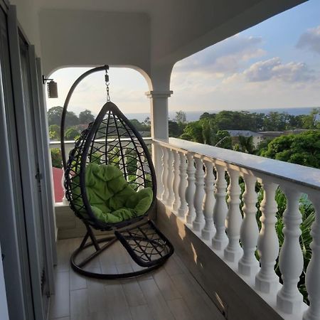 360 Degrees Villa Victoria Exterior photo